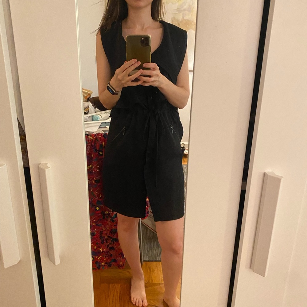 Super cute Whistle & Flute button down dress